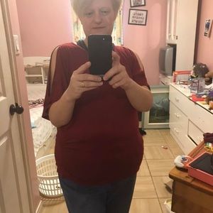 Meet your Posher, Suzanne